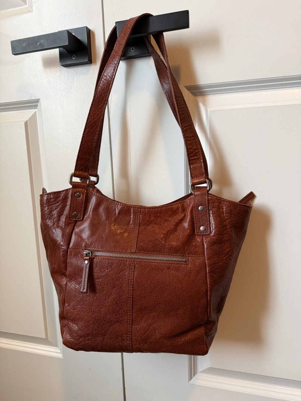 SPIKES & SPARROW Brown Leather Shoulder Tote Bag with Front Zip Pocket